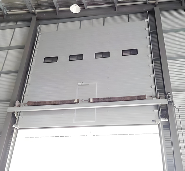 漳县工业滑升门